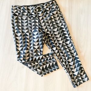 🛍️ 4 for $15 | 5 for $20  Nike cropped leggings